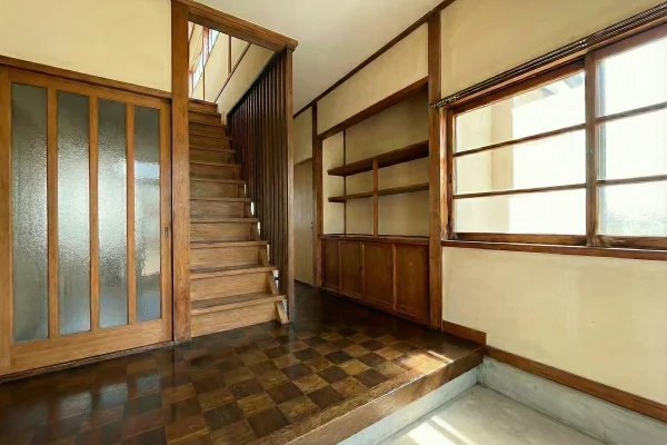 築古物件の原状回復｜清掃で落ちる汚れとリフォームが要る劣化の見分け方を解説